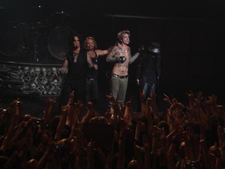 le groupe m�Tley cr�E