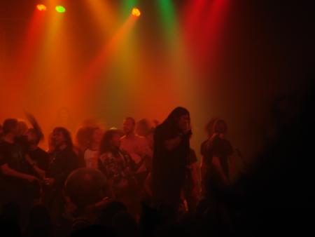 POGO SUR SC&eacute;ne